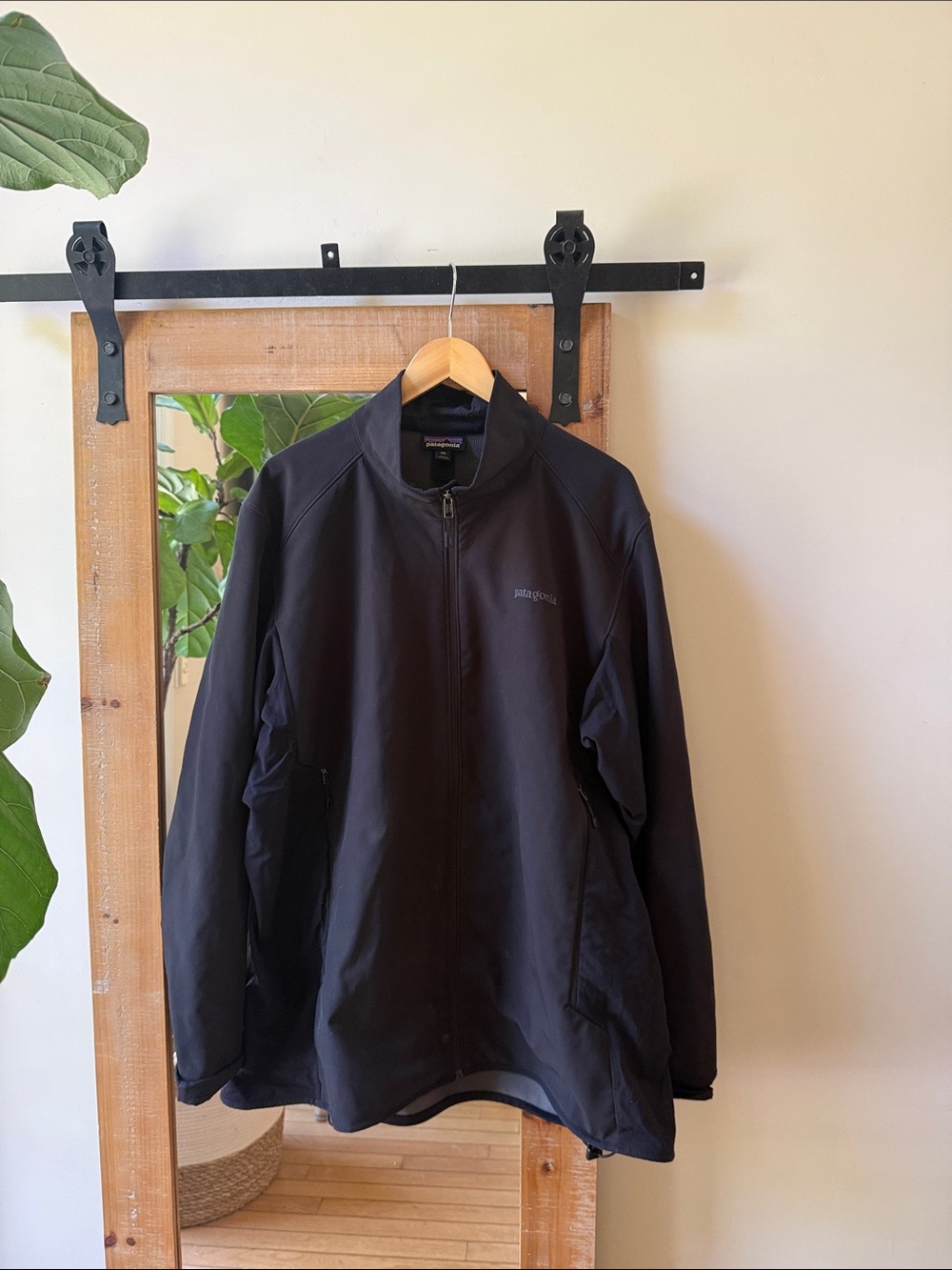 Patagonia Softshell Jacket Size XXL